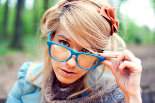 Illustration for article titled How to Transform into a Total Nerd-Babe
